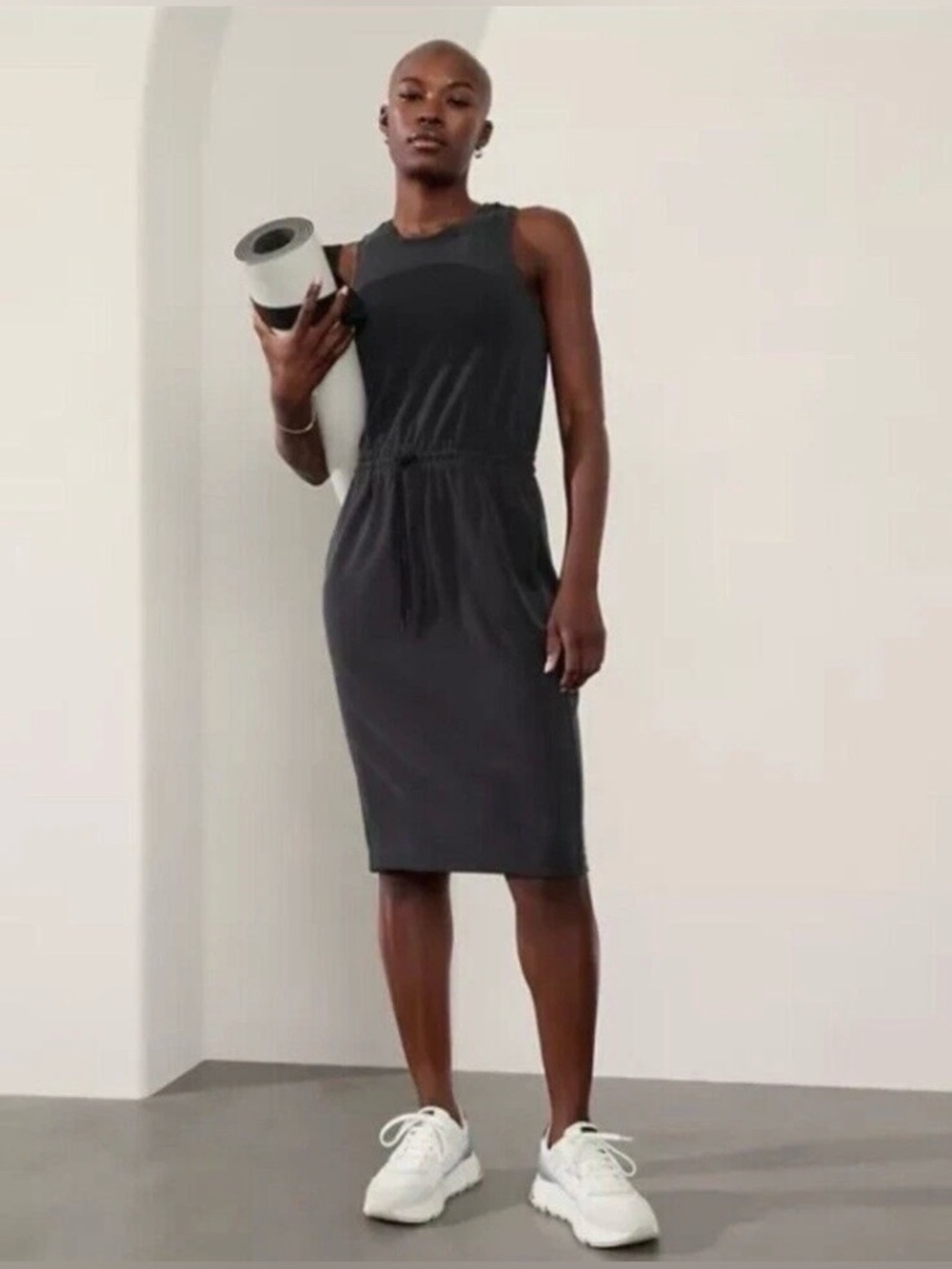 Athleta Dark Grey Seasoft Cinch Waist Midi Dress Travel Athleisure Effortless